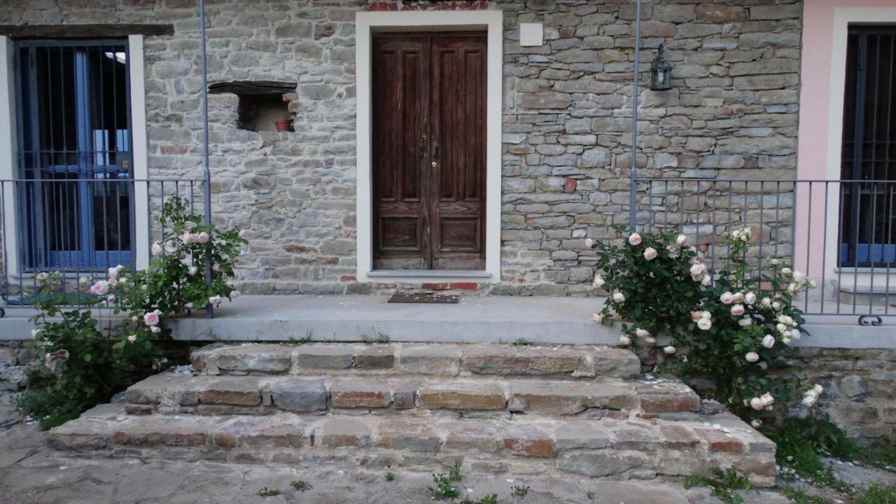 Corte Di Langa Cossano Belbo Exterior photo